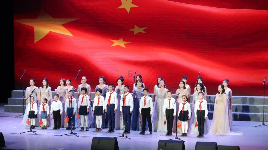 2和100的最小公倍数是多少？游戏画面